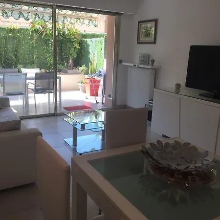 Apartment Rico Beach *