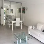 Rico Beach Apartman *